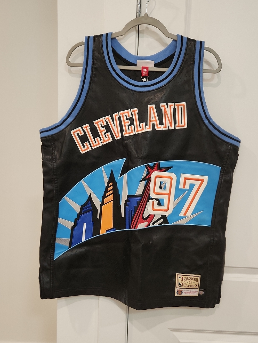 NWT Mitchell & Ness x Jeff Hamilton Cleveland 97 Black & Blue Basketball Jersey